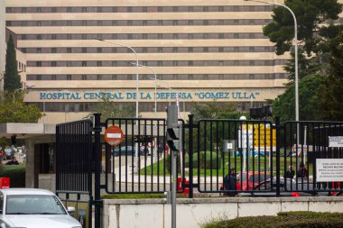Madrid, İspanya; 02 / 11 / 2020: İspanyol dönenlerin Wuhan Coronavirus yüzünden karantinaya alındığı savunma hastanesi 