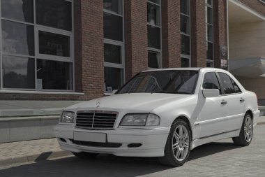 Mercedes W124 Moskova 'da