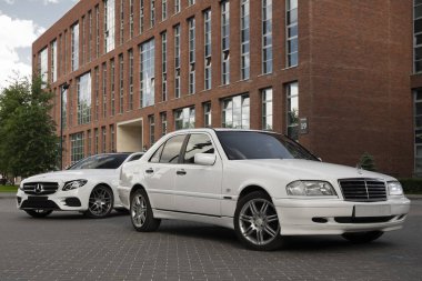 Mercedes W124 Moskova 'da