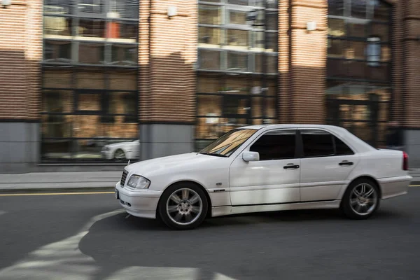 Mercedes W124 Moskou — Stockfoto