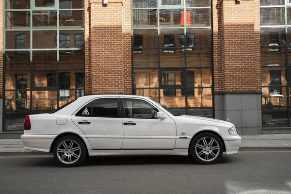 Mercedes W124 Moskou — Stockfoto