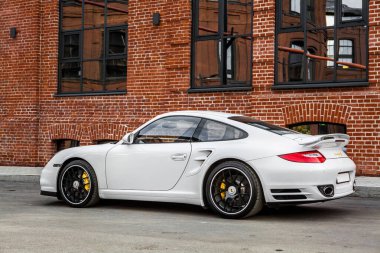 Porsche 911 Turbo S
