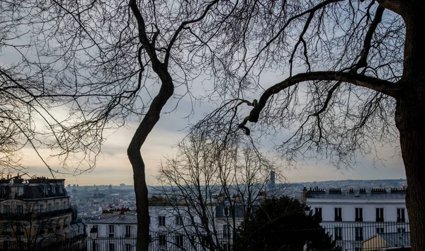 Гарне місце Парижа в перспективі сходу сонця. — стокове фото