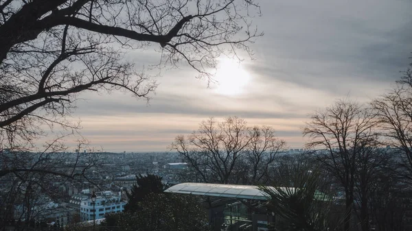 Gün doğumunda Paris 'in güzel manzarası