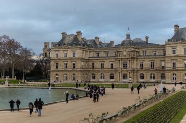 Gün batımında Paris 'in güzel manzarası