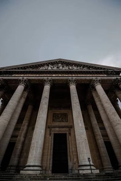 Gün batımında Paris 'in güzel manzarası
