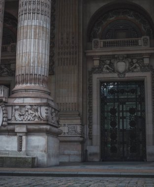 Güzel Paris manzarası ve sokakları.