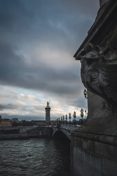 Güzel Paris manzarası ve sokakları.