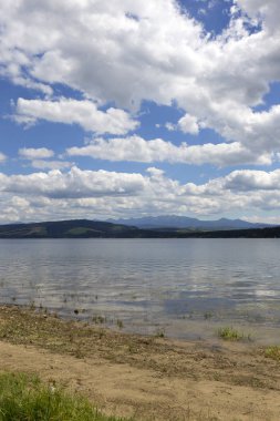 Oravas Barajı arasında dağlar, Slovakya