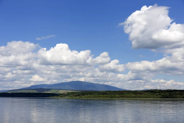 Oravas Dam among the Mountains, Slovakia — Stock Photo, Image