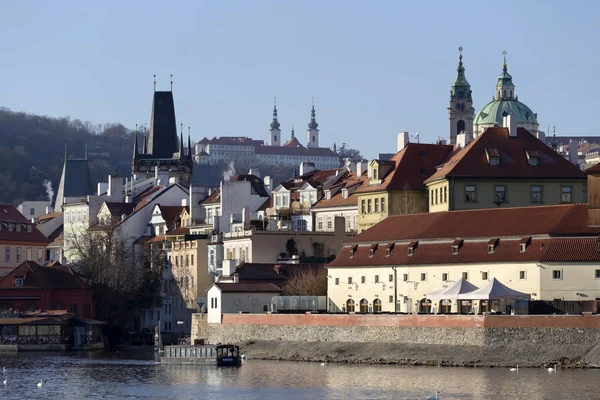 Vista del otoño Praga City, República Checa —  Fotos de Stock