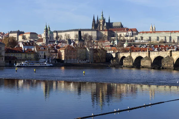 Visa på hösten Prague City, Tjeckien — Stockfoto