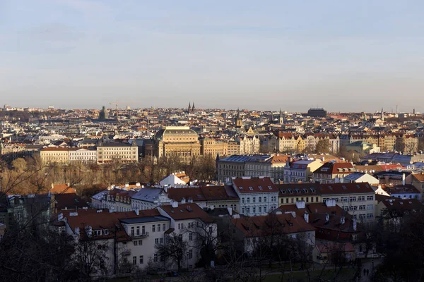 Kijk op de herfst Prague City, Tsjechië — Stockfoto