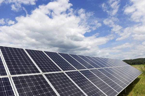 Solar Power Station in the spring Nature — Stock Photo, Image