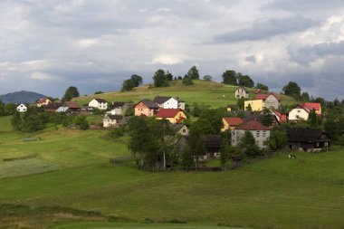 Beskydy, Kuzey Doğu Bohemia, Çek Cumhuriyeti güzel dağlarda kırsal temizleyin