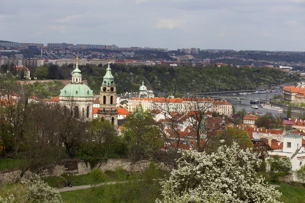View on the spring Prague City with the green Nature and flowering Trees, Czech Republic — Stock Photo, Image