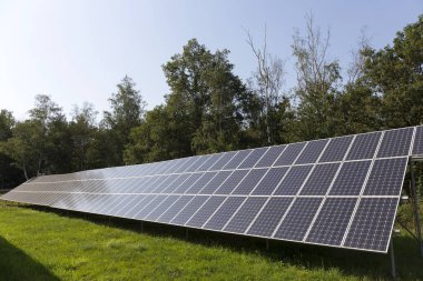 Çayır çiçekli yaz Solar Power Station 