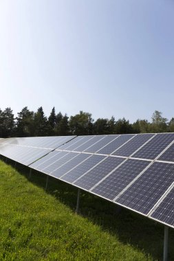Çayır çiçekli yaz Solar Power Station 