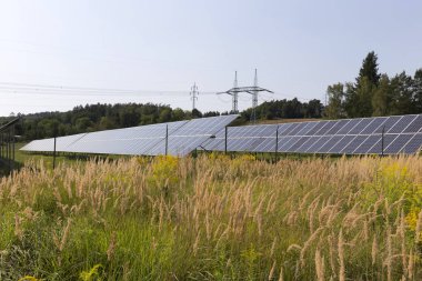 Solar Power Station yaz çayır 
