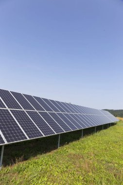 Solar Power Station yaz çayır 