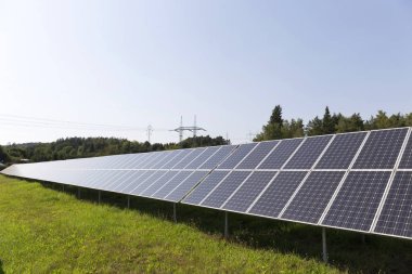 Solar Power Station yaz çayır 