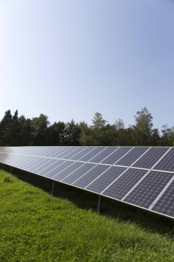 Solar Power Station yaz çayır 