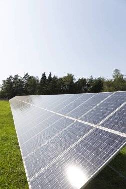 Solar Power Station yaz çayır 