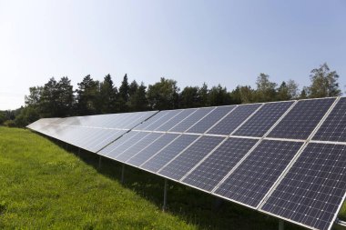 Solar Power Station yaz çayır 