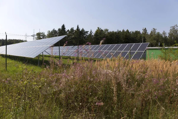 Solar Power Station yaz çayır 