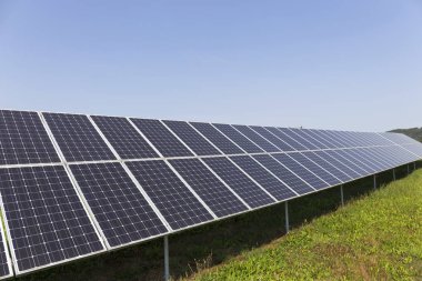 Solar Power Station yaz çayır 