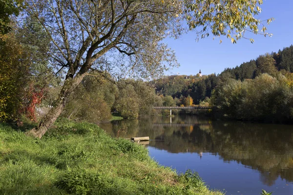 カラフルな秋中央ボヘミア、チェコ共和国からの風景 — ストック写真