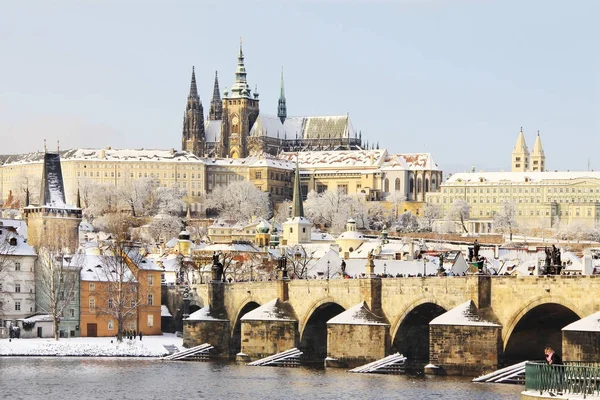 Navidad romántica nevada Praga City, República Checa —  Fotos de Stock