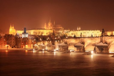 Noel karlı Prague City gecede, Çek Cumhuriyeti