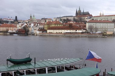 Prag Gotik Castle, Çek Cumhuriyeti görüntülemek