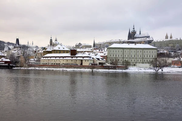 Romántica Navidad Nevada Praga Con Castillo Praga República Checa —  Fotos de Stock