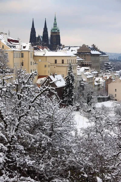 Romantické Vánoce Zasněžená Praha Město Pražským Hradem Česká Republika — Stock fotografie