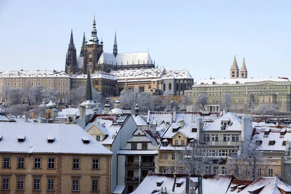 Romantische Weihnachten Verschneite Prager Stadt Mit Prager Burg Tschechische Republik — Stockfoto