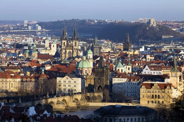 Blick Auf Die Winterliche Prager Stadt Mit Ihren Türmen Tschechische — Stockfoto