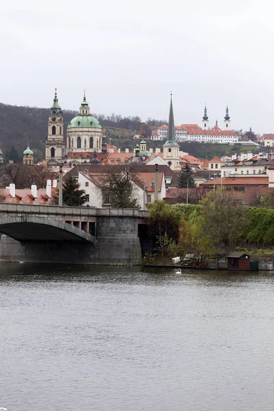 Vista Sobre Inverno Catedral São Nicolau Praga República Checa — Fotografia de Stock
