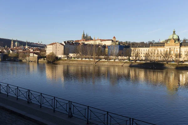 Vista Ciudad Praga Con Castillo Gótico República Checa —  Fotos de Stock