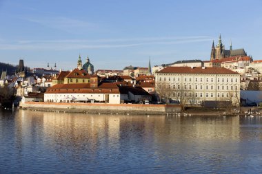 Prague City ile Gotik Castle, Çek Cumhuriyeti görüntüleyin