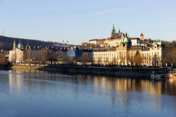 Vista Ciudad Praga Con Castillo Gótico República Checa —  Fotos de Stock