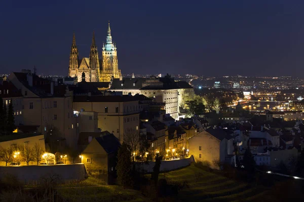 Winternacht Praag Stad Met Gotisch Kasteel Tsjechië — Stockfoto