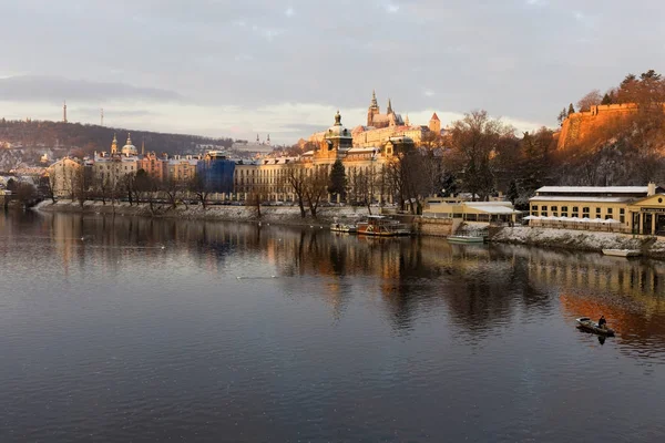 Boże Narodzenie Śniegu Prague City Gotyckiego Zamku Republika Czeska — Zdjęcie stockowe