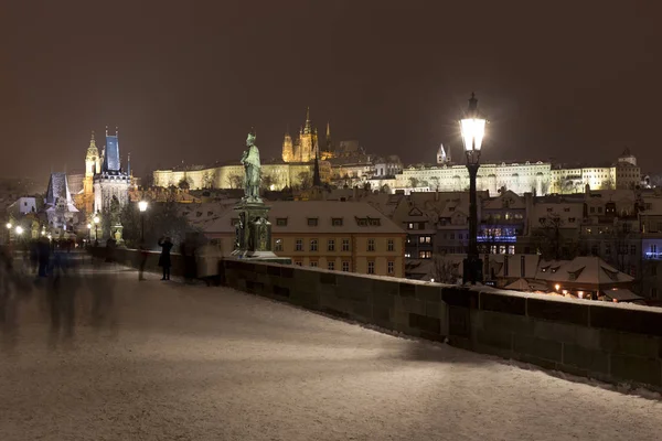 Noc Snowy Zabytkowego Centre Praga — Zdjęcie stockowe