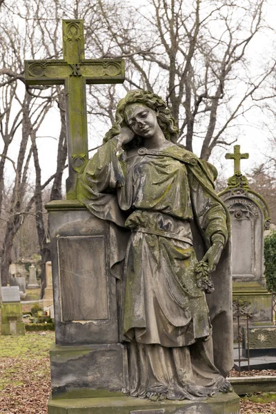 Aged Statue Mystery Old Prague Cemetery Czech Republic — Stock Photo, Image