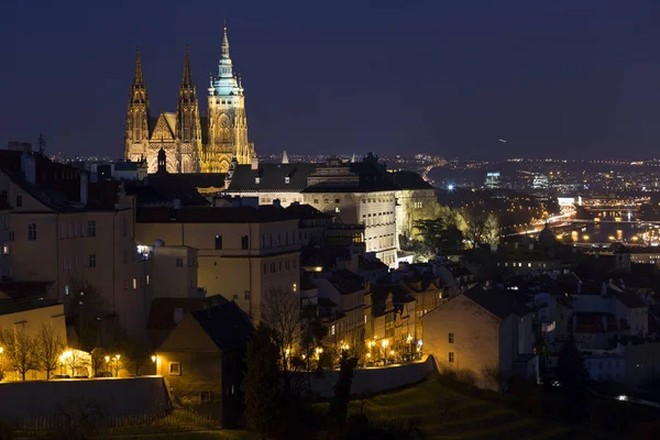 Inverno Noturno Praga Cidade Com Castelo Gótico República Checa — Fotografia de Stock