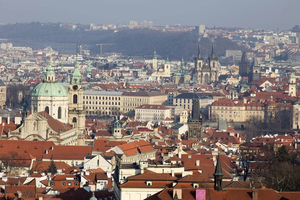 Sonnig Frostigen Winter Prag Stadt Mit Seinen Kathedralen Historischen Gebäuden — Stockfoto