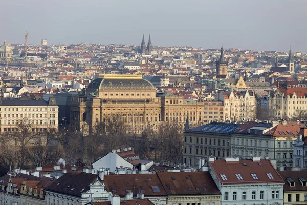 Słoneczny Zimowy Mroźny Prague City Katedr Historyczne Budynki Wieże Republika — Zdjęcie stockowe