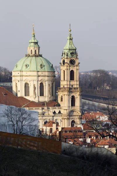 Soleado Invierno Helado Praga City Con Sus Catedrales Edificios Históricos — Foto de Stock
